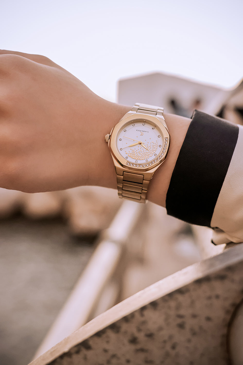 Luxury Women’s Watch with Stone-Studded Dial Gold