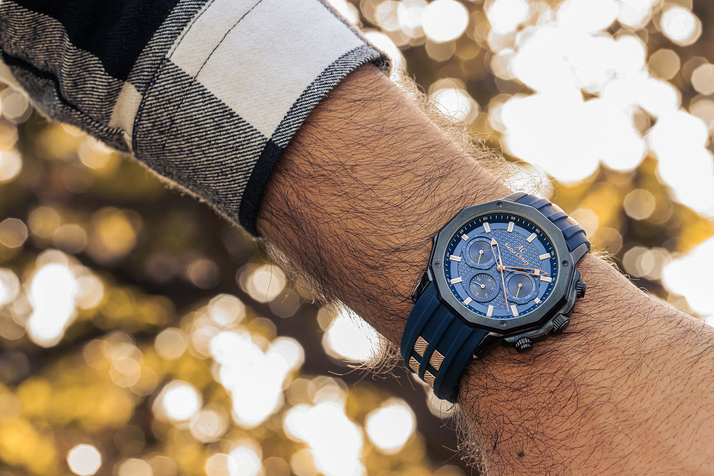 Multifunctional Rubber Band Day/Date Analog Sporty Men Watch